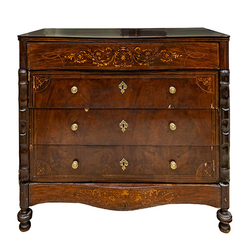 Sub.:21 - Lote: 1329 -  C�moda isabelina en madera de palosanto, caoba y limoncillo. 