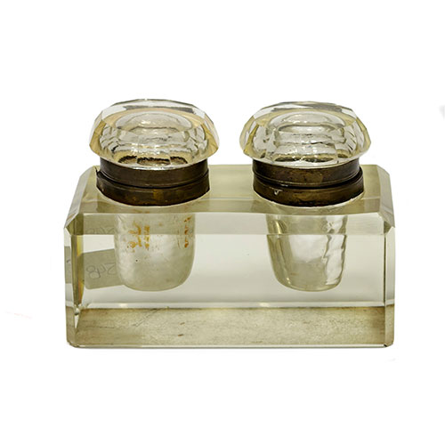 Sub.:21 - Lote: 1287 -  Tintero en cristal. 