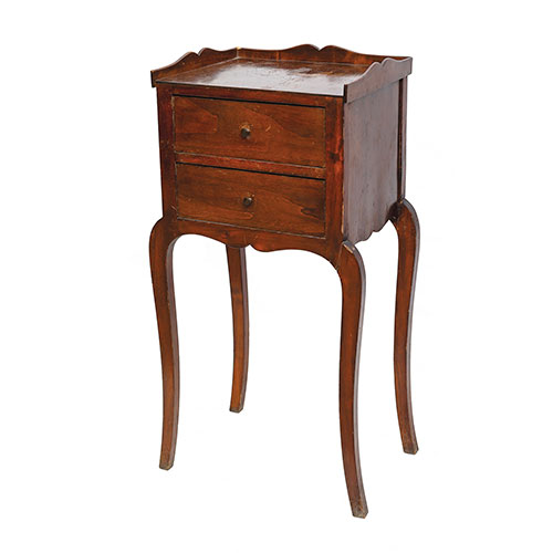 Sub.:21 - Lote: 201 -  Mesilla con dos cajones. Una pata suelta.