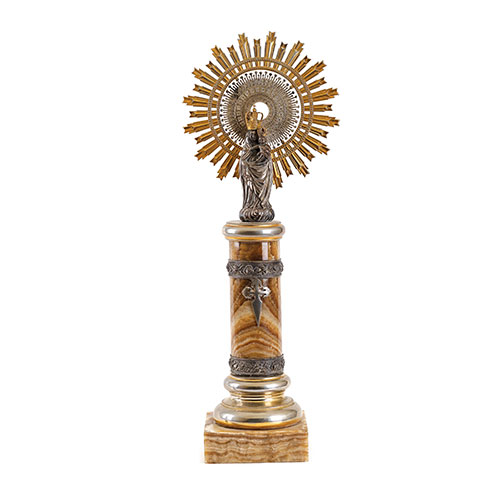 Sub.:21 - Lote: 1265 -  Virgen del Pilar realizada en plata con base en m�rmol de �gata.