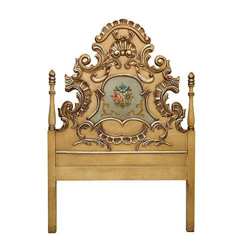 Sub.:21 - Lote: 185 -  Dos cabeceros para cama de 90 cm, realizados en madera policromada.