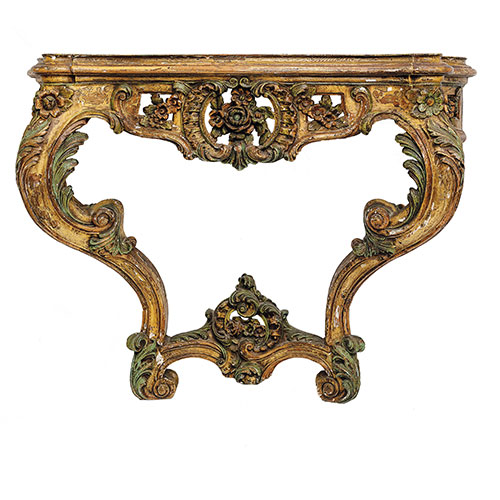 Sub.:21 - Lote: 163 -  Consola en madera tallada, dorada y policromada de estilo Luis XV. 