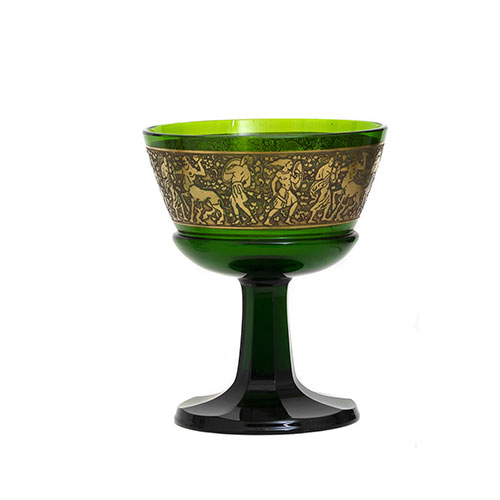 Sub.:21 - Lote: 1343 -  Copa verde en cristal Moser con cenefa detallada en dorado.