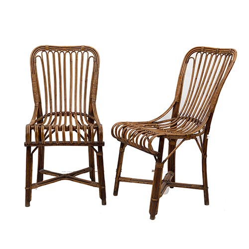 Sub.:22 - Lote: 1468 -  Dos sillas de bamb� de jard�n con sello: Bazar du Voyage, Par�s.