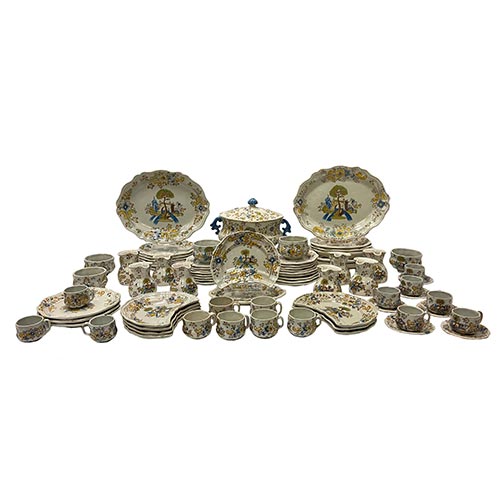 Sub.:22 - Lote: 1393 -  Vajilla en cer�mica vidriada Ruiz de Luna, Talavera, S.XX, con marcas en la base. Serie del Chaparro. 