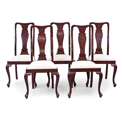 Sub.:23 - Lote: 319 -  Conjunto de seis sillas estilo reina Ana en madera policromada.