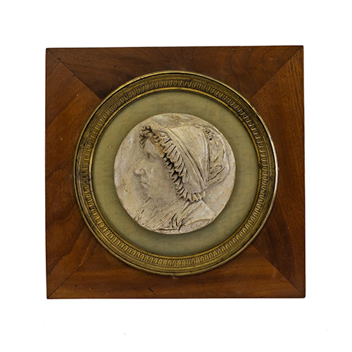 Sub.:23 - Lote: 441 -  Miniatura en relieve de dama realizada en tierra de pipa con marco original. Francia, s. XIX. 