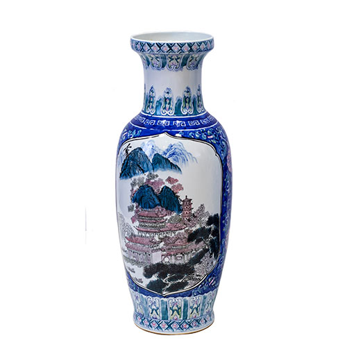 Sub.:24 - Lote: 1347 -  Jarr�n en porcelana china, s.XX.