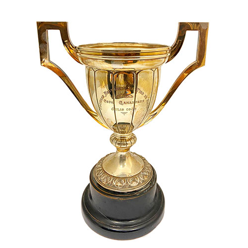 Sub.:24 - Lote: 1442 -  Trofeo de tiro al Pich�n (Julio, 1945) en plata punzonada. 