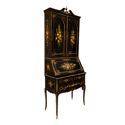 Sub.:24 - Lote: 1345 -  Bureau lacado en negro con decoraci�n floral. 