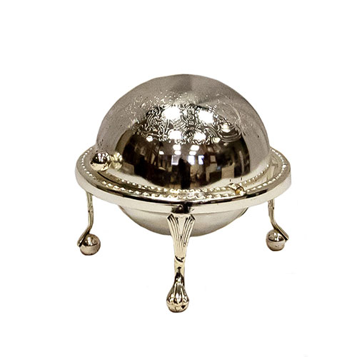 Sub.:24 - Lote: 1373 -  Mantenedor de servir caviar en metal plateado y repujado. 