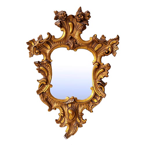 Sub.:25 - Lote: 1291 -  Cornucopia en estuco dorado. Faltas.