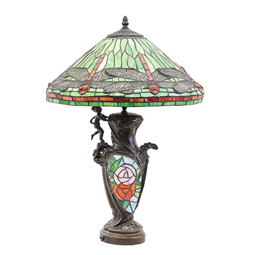 Sub.:26 - Lote: 184 -  L�mpara de sobremesa modelo Tiffany`s realizada en calamina. 