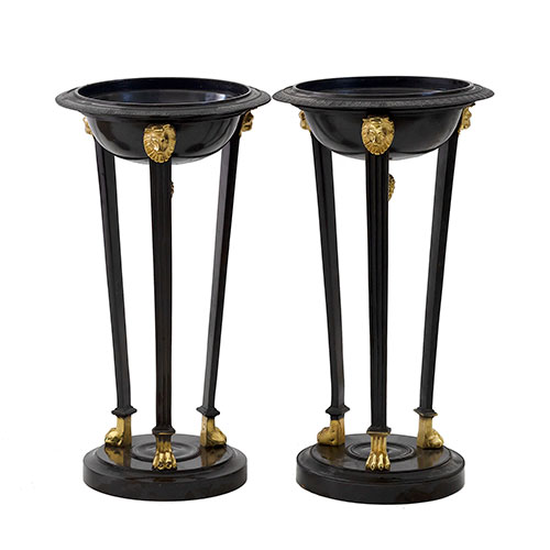Sub.:27 - Lote: 326 -  Pareja de pebeteros pavonados .Modelo imperio en bronce pavonado