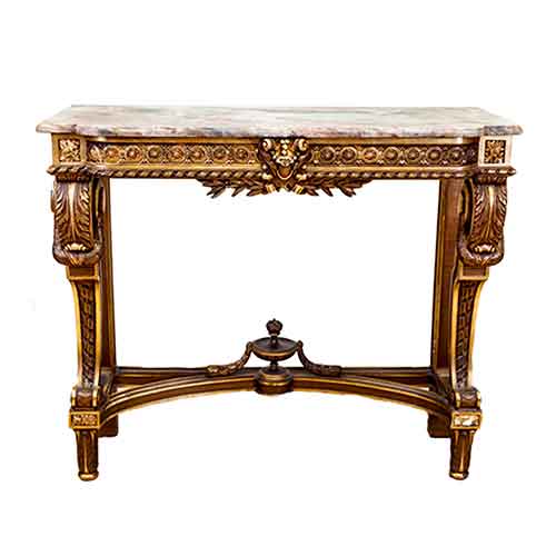 Sub.:28 - Lote: 214 -  Consola estilo Luis XVI en madera ricamente tallada y dorada, con representacin de motivos vegetales y geomtricos. Tapa de mrmol