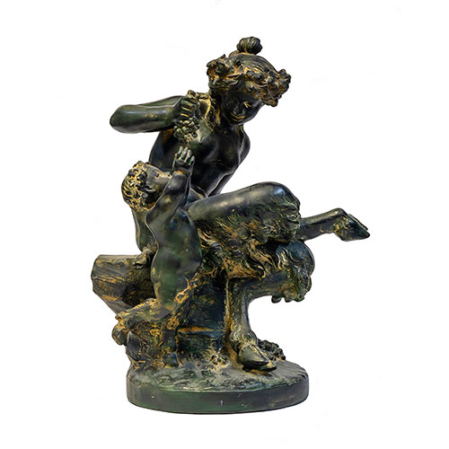 Sub.:28 - Lote: 1319 -  Mujer fauno con ni�o