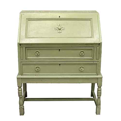 Sub.:28 - Lote: 1280 -  Cmoda-escritorio con tapa abatible y dos cajones inferiores. Pintada en verde.