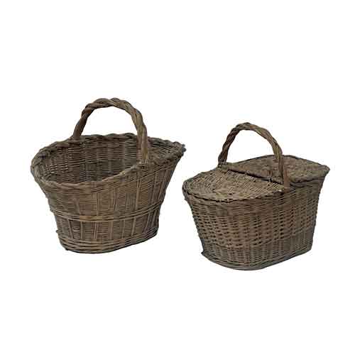Sub.:28 - Lote: 1276 -  Lote de dos cestas en mimbre, una de ellas con dos tapas.