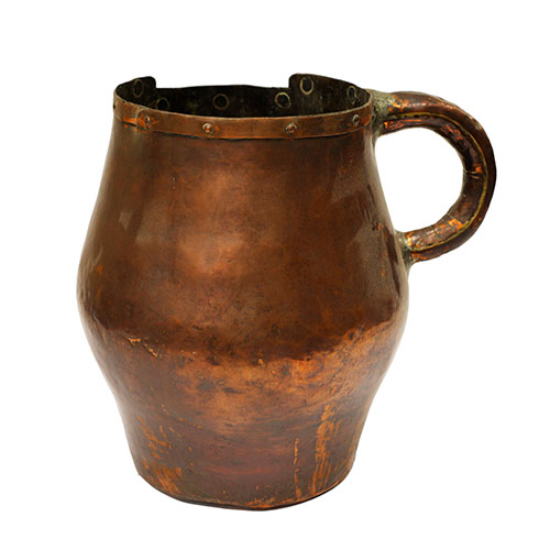 Sub.:29 - Lote: 1299 -  Medida en cobre con asa.