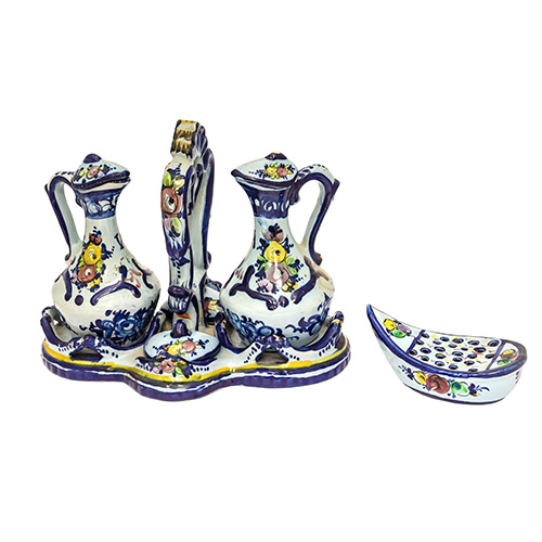 Sub.:3-On - Lote: 309 -  Cer�mica de Alcoba�a (Portugal). Convoy en cer�mica portuguesa. Consolidado