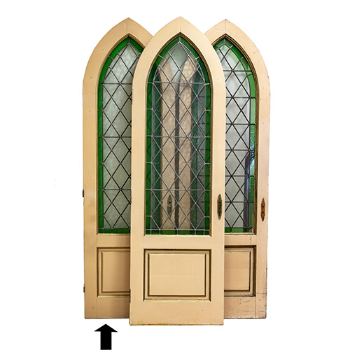 Sub.:3-On - Lote: 54 -  Puerta de forma ojival con vidrieras emplomadas