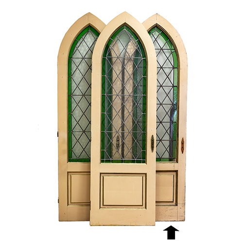 Sub.:3-On - Lote: 56 -  Puerta de forma ojival con vidrieras emplomadas