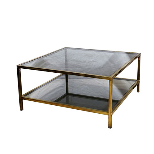 Sub.:3-On - Lote: 46 -  Mesa fumador en lat�n y cristales negros.