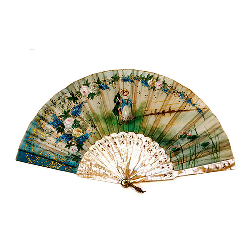 Sub.:30 - Lote: 207 -  Abanico con varillaje de n�car calado y cincelado