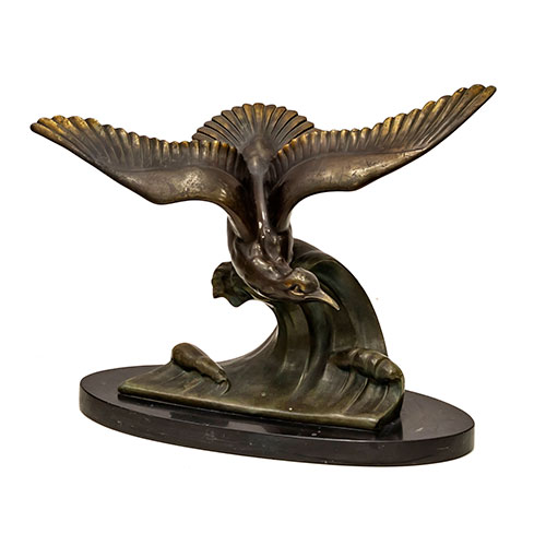 Sub.:30 - Lote: 190 -  Gaviota sobrevolando una ola