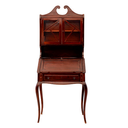 Sub.:30 - Lote: 292 -  Peque�o escritorio librer�a en madera patinada estilo ingl�s.