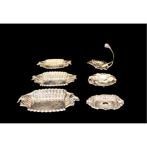 Sub.:31 - Lote: 163 -  Lote de seis ceninceros realizados en plata con diversos tama�os. Peso total: 176 gr.