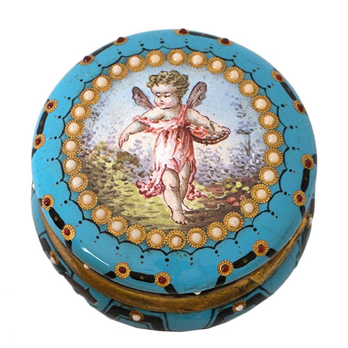 Sub.:31 - Lote: 147 -  Cajita en esmalte con escena de angelote central