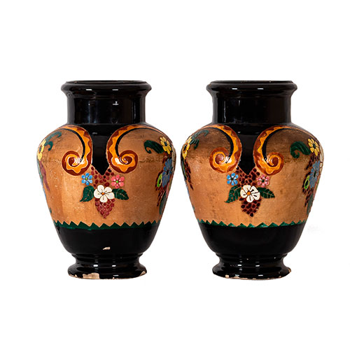 Sub.:32 - Lote: 1288 -  Pareja de jarrones en cer�mica esmaltada