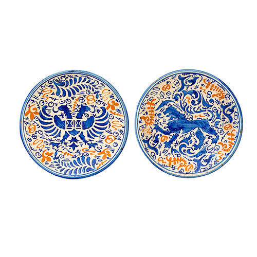 Sub.:32 - Lote: 1275 -  Dos platos en cer�mica azul de Toledo.