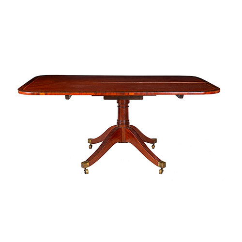 Sub.:32 - Lote: 230 -  Mesa basculante inglesa en madera de caoba y limoncillo