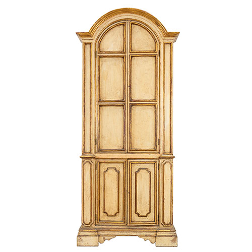 Sub.:32 - Lote: 272 -  Armario lacado y dorado de cuatro puertas con cuarterones de estilo Luis XIV