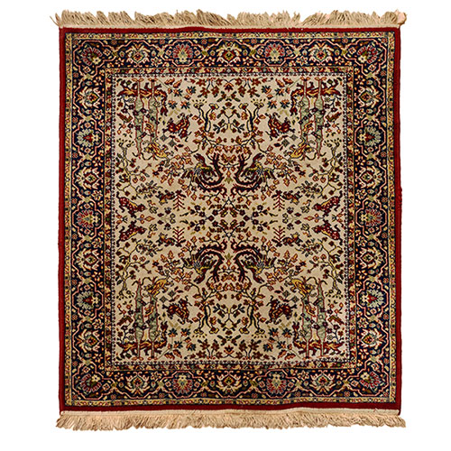 Sub.:32 - Lote: 1467 -  Alfombra con orla perimetral y animales