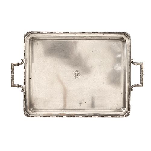 Sub.:32 - Lote: 274 -  Bandeja en plata con dos asas estilo Imperio. Peso 1943 gr.
