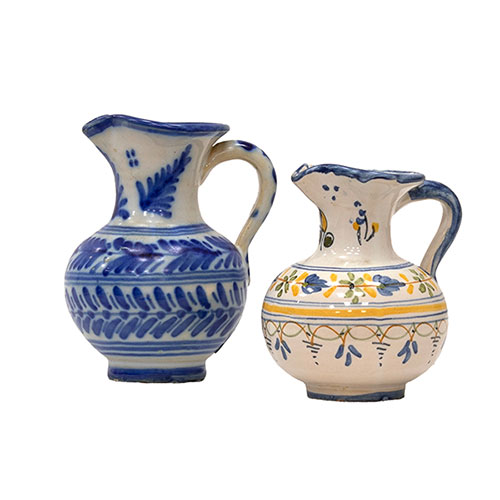 Sub.:32 - Lote: 1290 -  Dos jarras en cer�mica esmaltada.