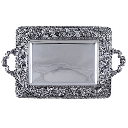 Sub.:32 - Lote: 1367 -  Bandeja en plata de ala calada con aves y dos asas. Peso 1124 gr