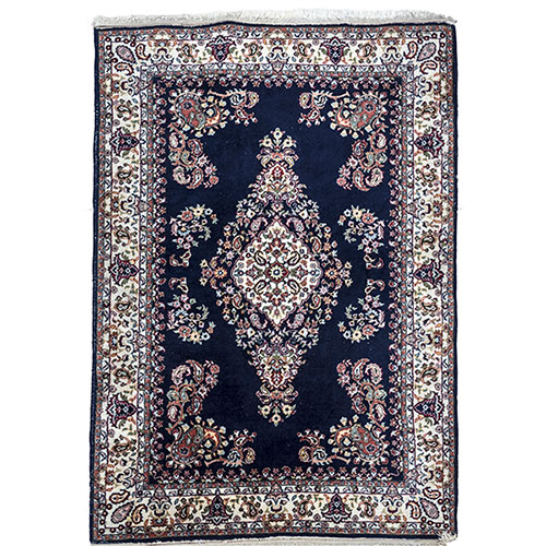 Sub.:32 - Lote: 1376 -  Alfombra tipo persa, siguiendo modelos de las alfombras de la tradici�n de Feraghan