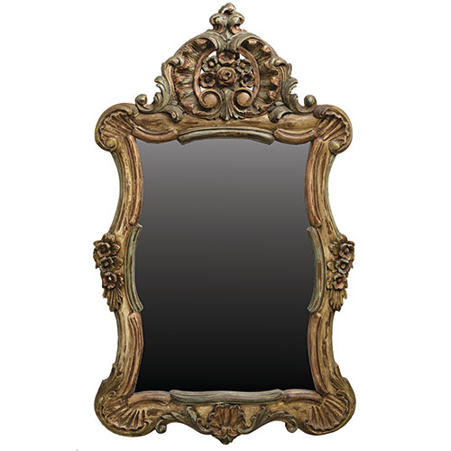 Sub.:33 - Lote: 1463 -  Espejo estilo Luis XV en madera policromada y tallada, con copete superior.