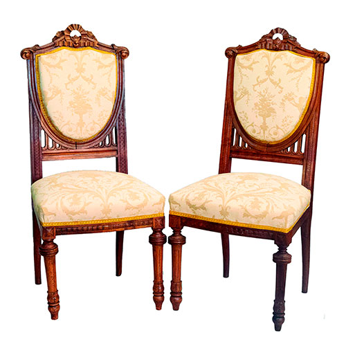 Sub.:33 - Lote: 286 -  Pareja de sillas Alfonsinas en madera natural.