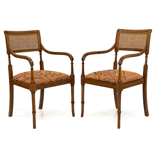 Sub.:33 - Lote: 1301 -  Pareja de sillones en madera patinada y rejilla