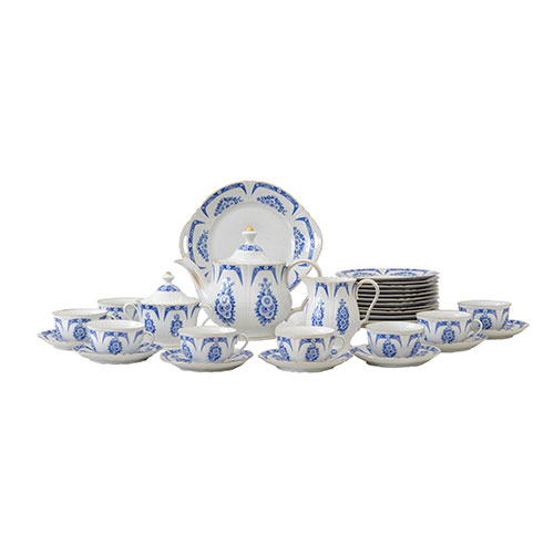 Sub.:33 - Lote: 1420 -  Juego de merienda en porcelana Askania Rosslau compuesta de 34 piezas, para ocho servicios.
