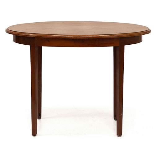 Sub.:33 - Lote: 248 -  Mesita oval en caoba