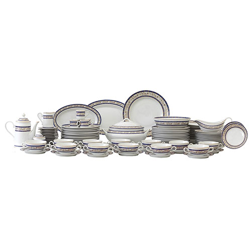 Sub.:33 - Lote: 1266 -  Vajilla de 12 servicios en porcelana Quinta Nova Portugal