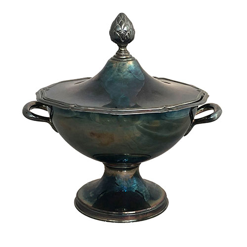 Sub.:33 - Lote: 290 -  Centro en alpaca con dos asas.