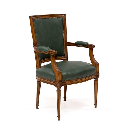 Sub.:34 - Lote: 202 -  Sillon de despacho estilo Luis XVI