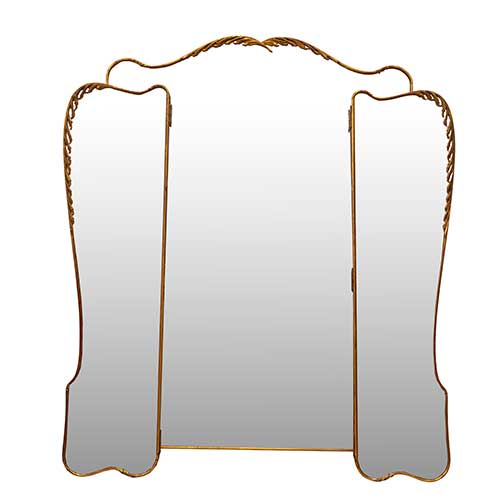 Sub.:34 - Lote: 248 -  Espejo de vestidor con moldura de madera dise�ado y realizado en los a�os 50 seguramente por Sim�n Loscertales.